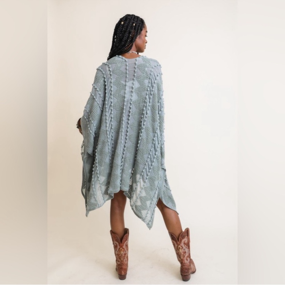 RESTOCKED Embroidered Soft
Bohemian oversized flowy duster cardigan - Picture 2 of 9